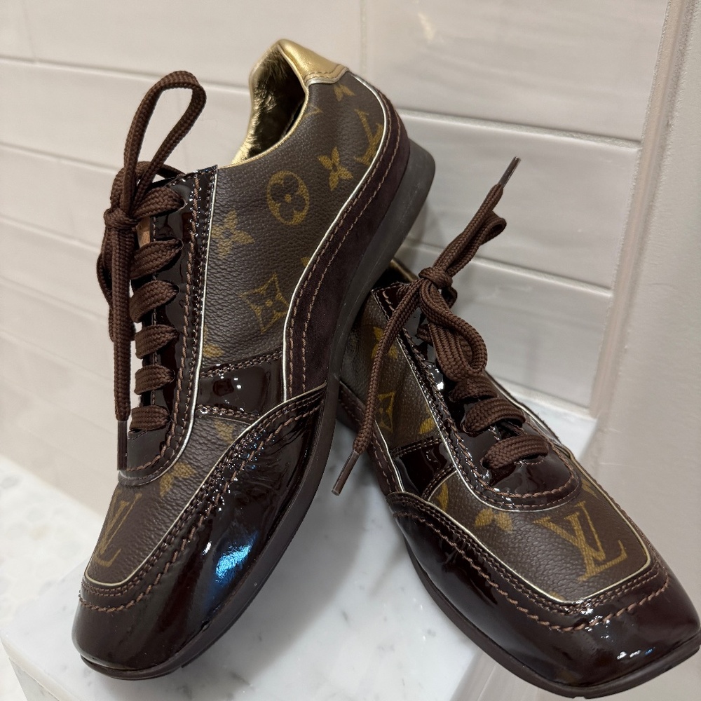 LOUIS VUITTON Monogram Canvas & Patent Leather Globe Trotter Sneakers - Size 37